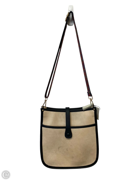 Crossbody By Clothes Mentor, Size: Medium