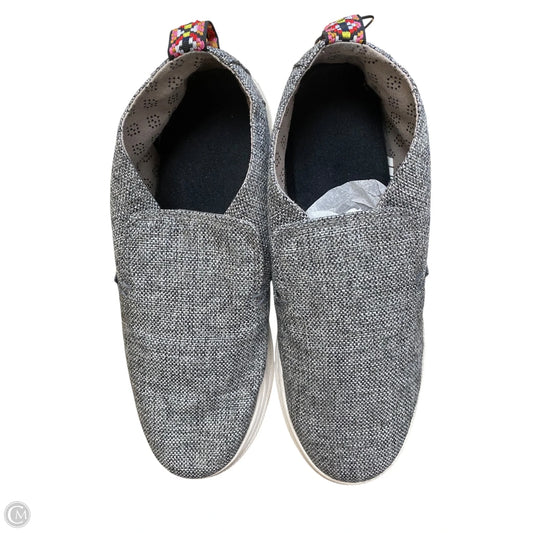 Shoes Flats By Hey Dude In Grey, Size: 9