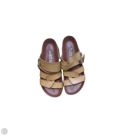 Sandals Flats By Cmf In Brown, Size: 7.5