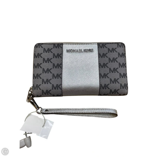 Wristlet Designer By Michael Kors, Size: Medium