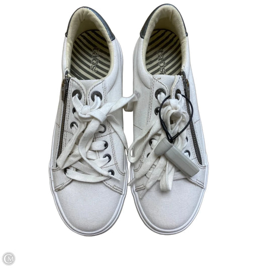 Shoes Sneakers By Taos In White, Size: 8.5