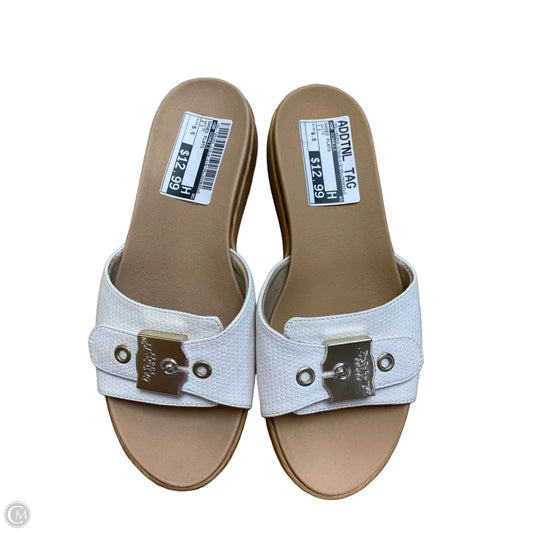 Shoes Flats By Dr Scholls In White, Size: 6.5