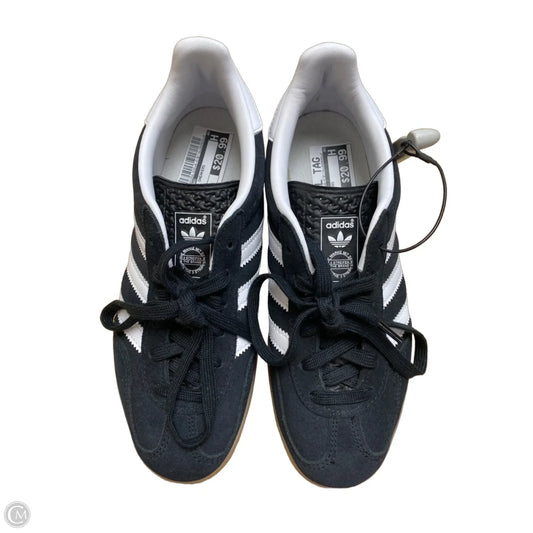 Shoes Sneakers By Adidas In Black, Size: 7