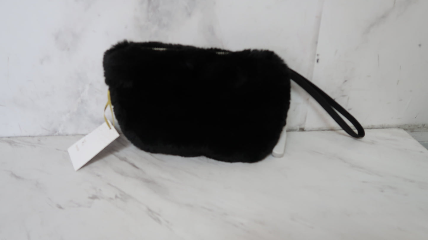Wristlet By House Of Harlow  Size: Medium